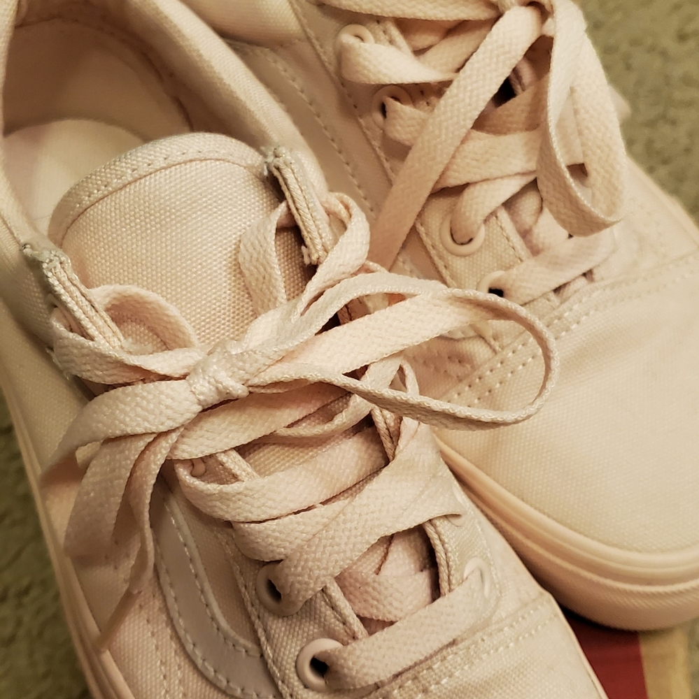 Pastel Pink Vans Old Skool - Picture 2 of 5